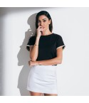 Maglia nera bianca con bordino dorato indossata da Belen Rodriguez