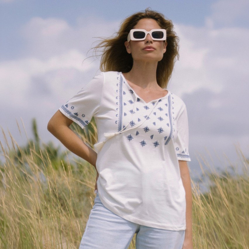 Maglia donna in cotone con nappine e stampa Admas 43523