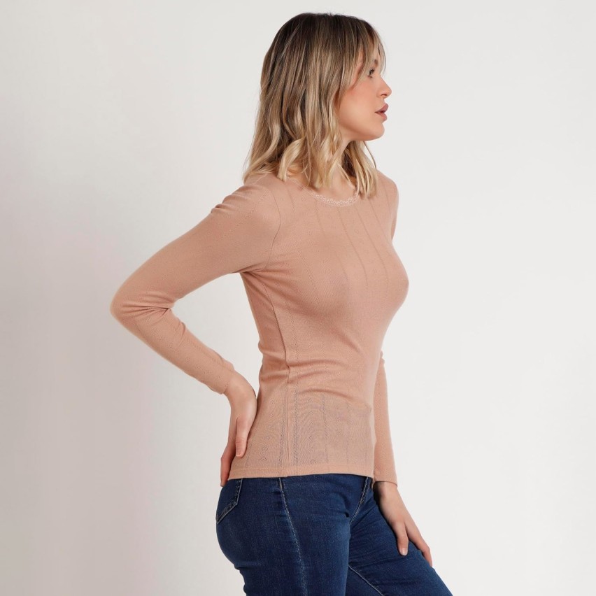 Maglia donna realizzata in tessuto a costine traforate con delicati cuoricini Admas 43495