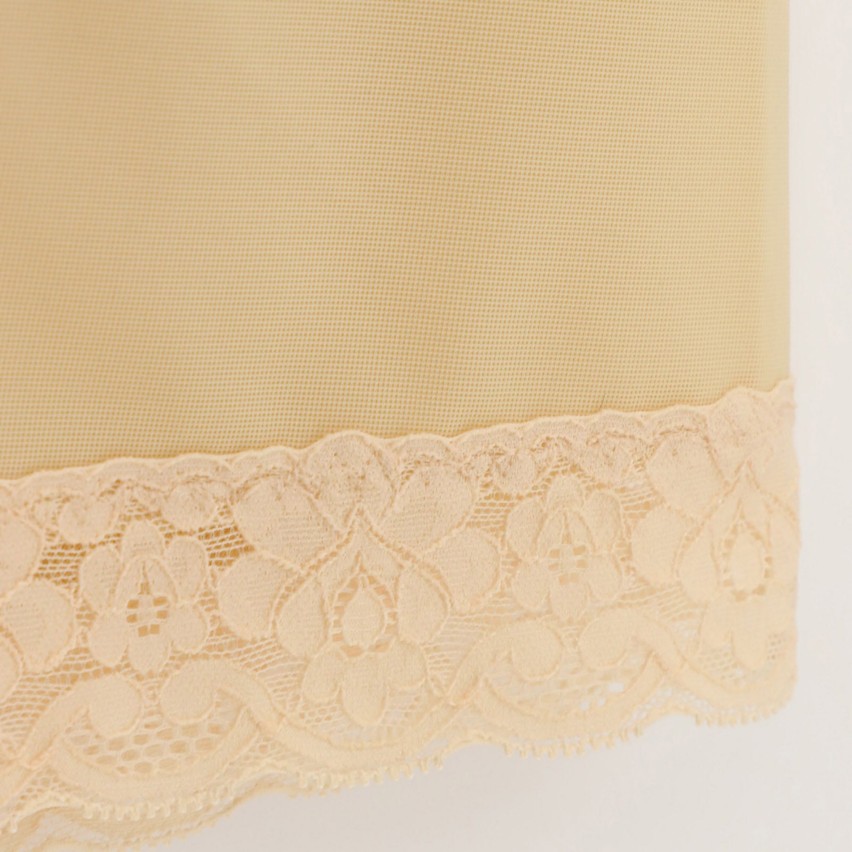Guaina con gamba Lepel donna 2010 contenitiva modellante pizzo