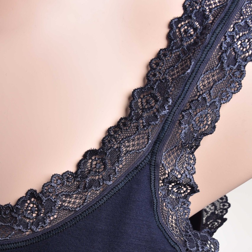 Canotta donna bordo in pizzo spalla larga elasticizzata Risveglia i sensi 981