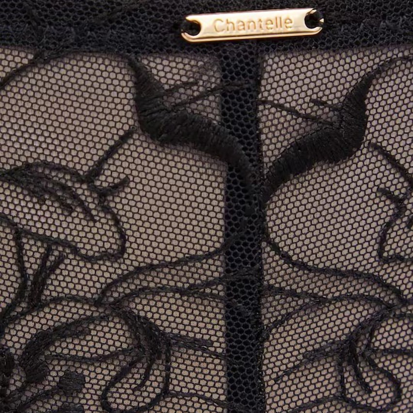 Slip donna shorty sgambato in tulle ricamato Chantelle C12M40
