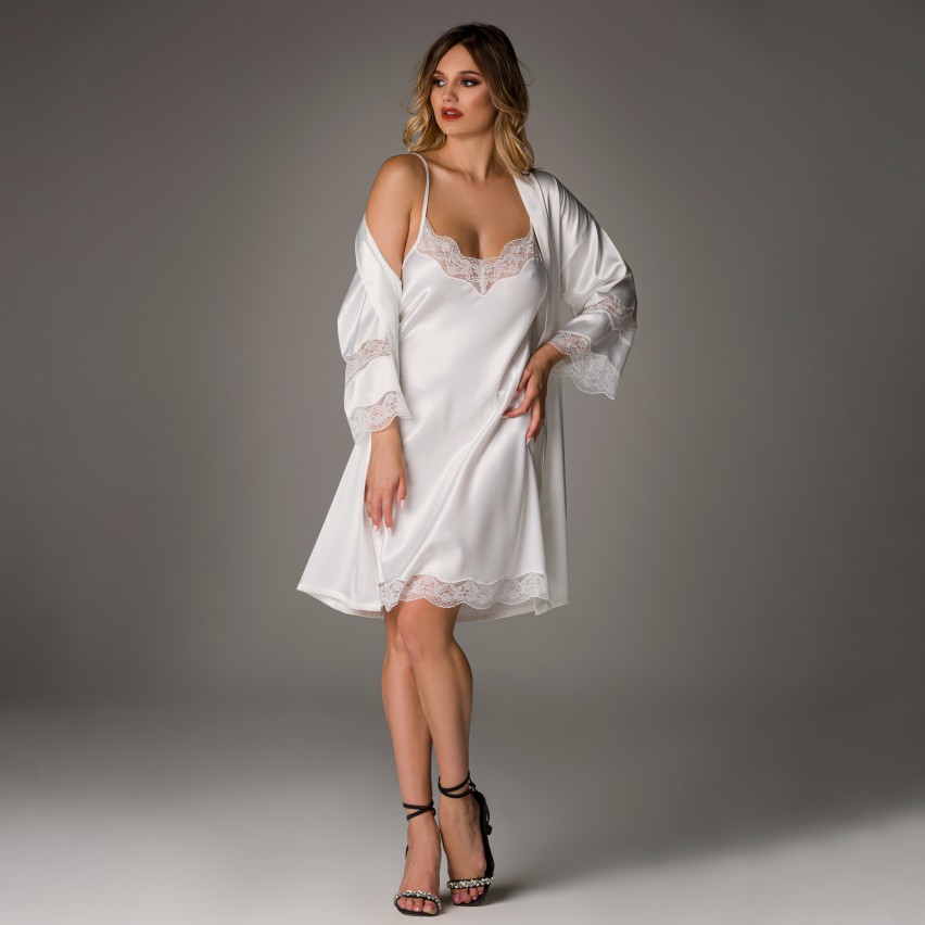 Vestaglia + sottoveste in pizzo sposa Diletta Lunatica
