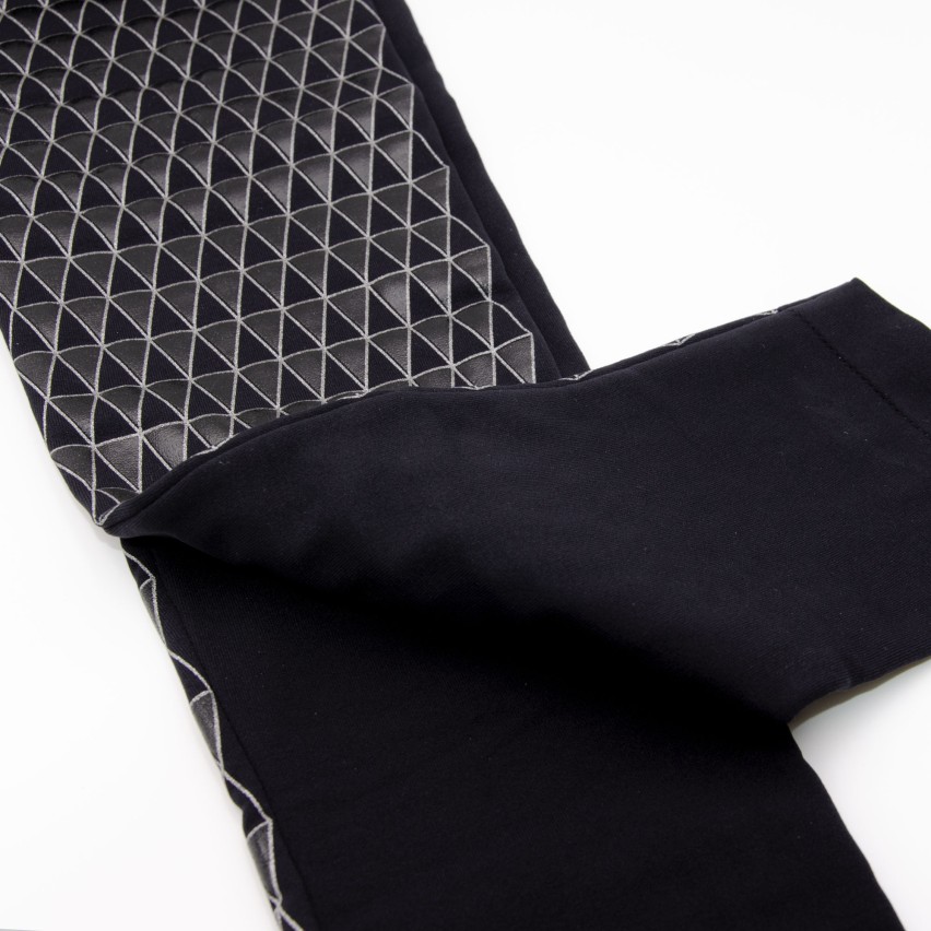Leggings donna Sisi Design effetto pelle geometrico nero