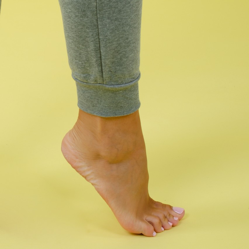 Tuta donna felpata sportiva Kappa KWW22253 rosa
