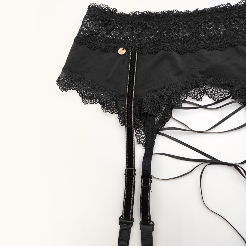 Sexy set reggiseno reggicalze e perizoma Lolitte Obsessive