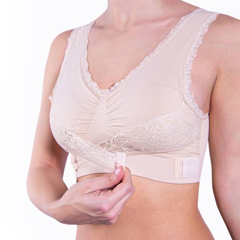 Brassiere push up imbottita Intimidea 110974 senza ferretto fronte modella