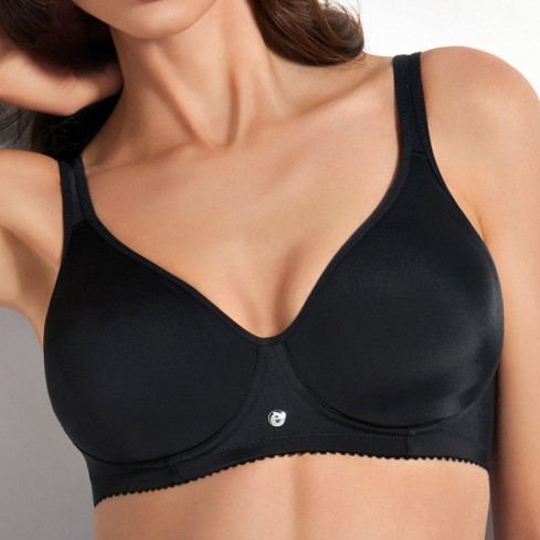 Reggiseno Sièlei 964 senza ferretto microfibra coppa C fronte nero modella