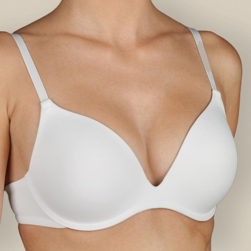 Reggiseno push up Selene Adelaida in microfibra fronte nero modella