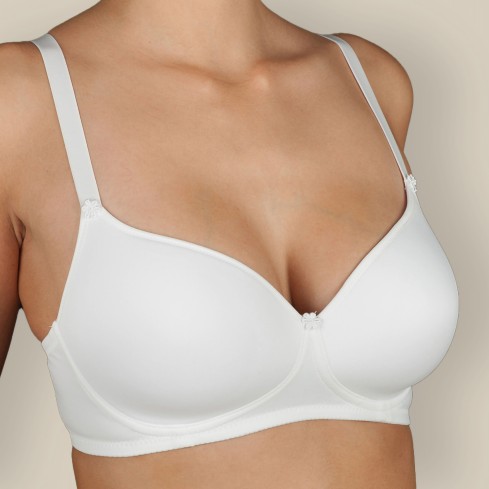 Reggiseno senza ferretto Selene camila coppa C fronte bianco modella